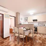Apartman Danica Vir