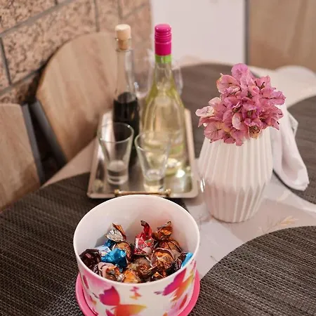 Danica Apartamento Vir