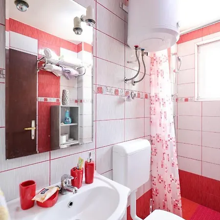 Danica Apartman